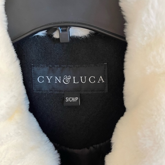 CYN&LUCA black short coat size S - Picture 2 of 6